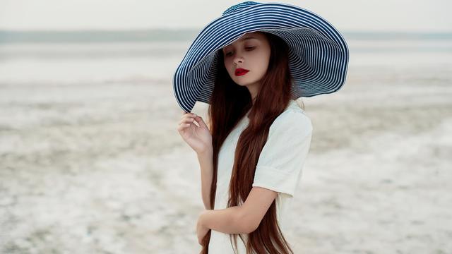 孕早期想吐吐不出来胃难受是怎么回事(怀孕早期胃不舒服怎么回事？)