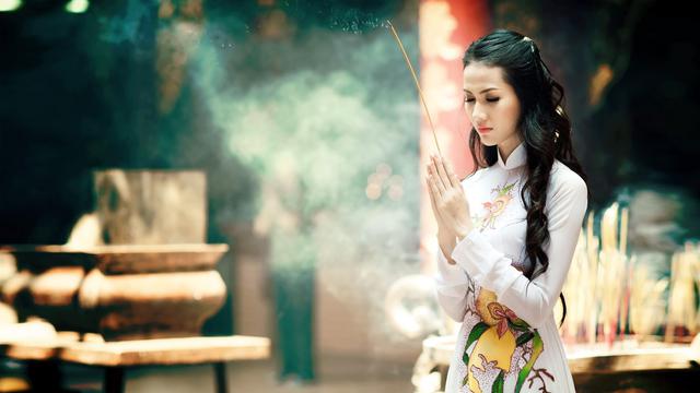 罗氏虾是淡水还是海水(罗氏虾是河虾还是海虾罗氏虾可以生吃吗)