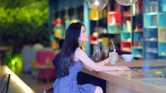 奇异冰淇淋：老板，这上面的烟是怎么回事？