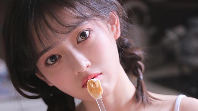 酸辣无骨鸡爪制作教程(自制无骨酸辣凤爪怎么做？)