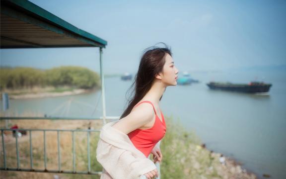 中国天瑞水泥突然暴涨1000% 港股市场“妖股”频出！